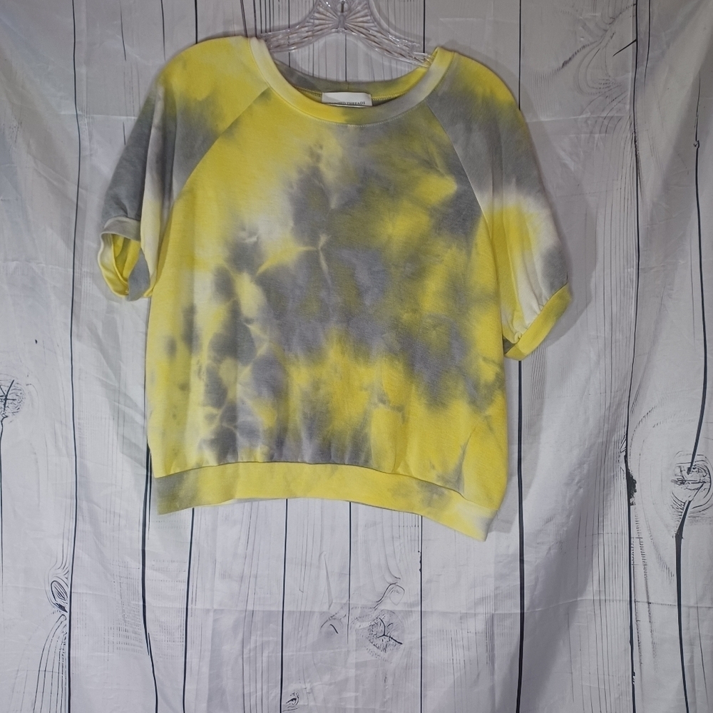 Painted Threads Yellow and Gray Tie-Dye 90’s Inspired Retro Women's Top